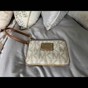 Small Michael Kors Wallet